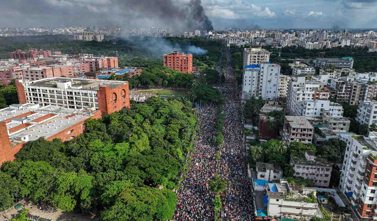 Aerial view of anti-government protestors gathering on the road in front of Prime Minister Sheikh Hasina's place in Dhaka