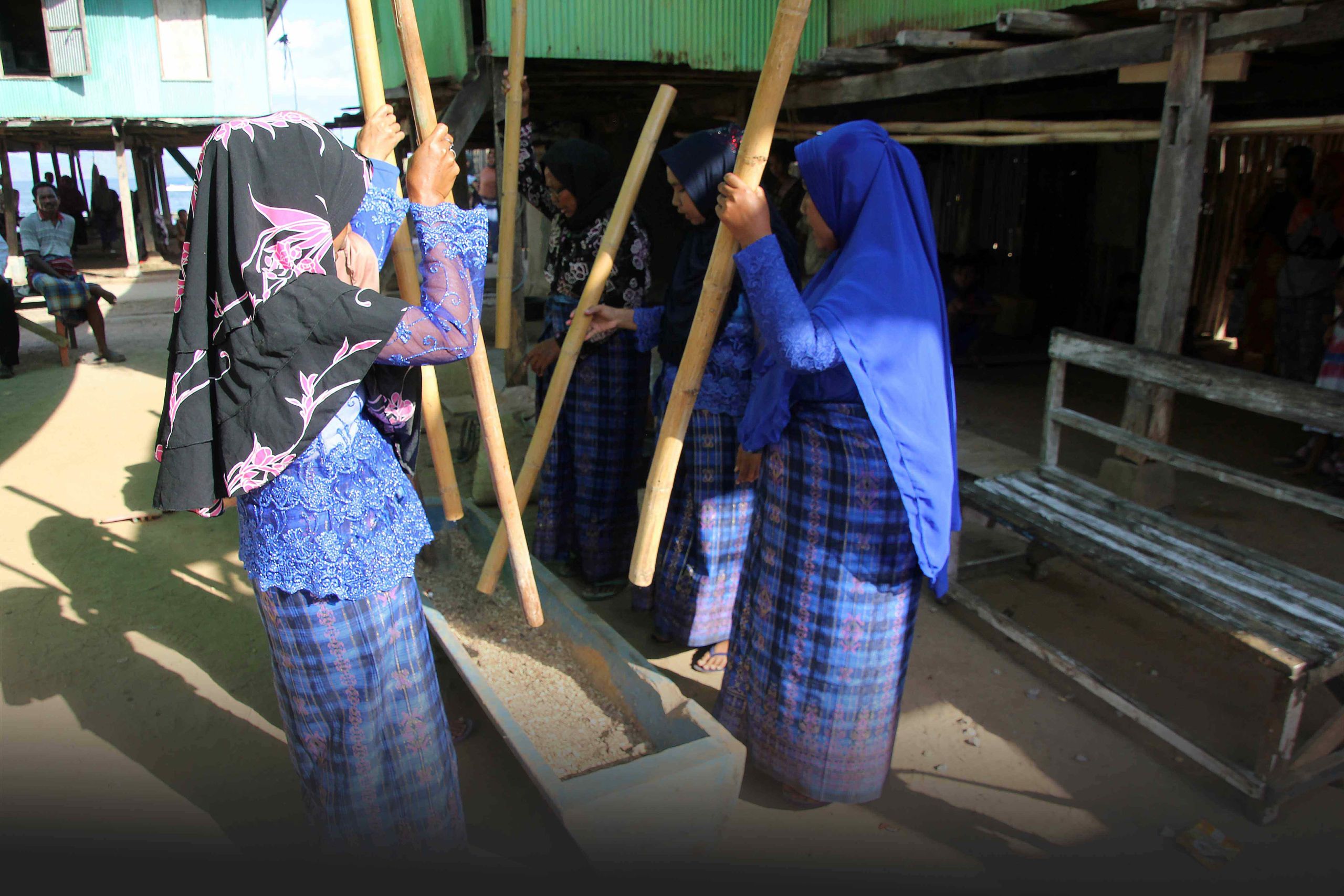 Foto warga kampung komodo