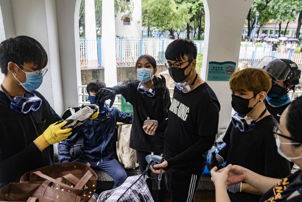 Protesters prepare