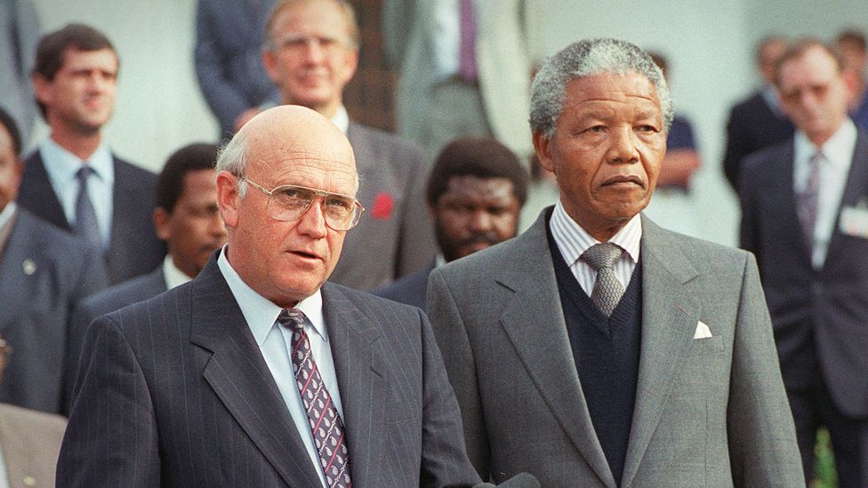 FW de Klerk pictured with Nelson Mandela
