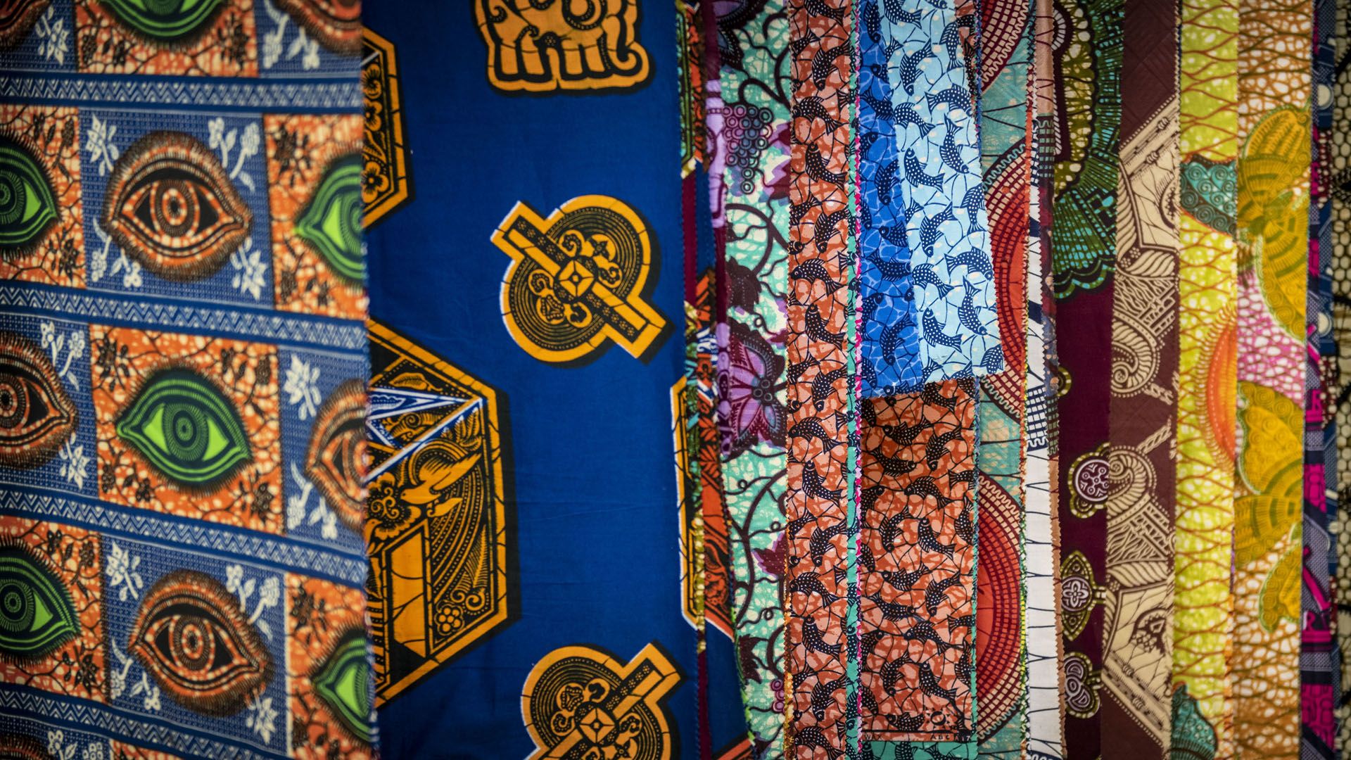 mosaik milits bred Wax print: Africa's pride or colonial legacy?