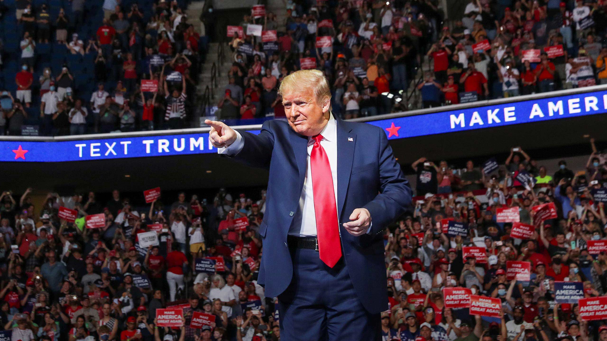 President Trump addresses crowds in Tulsa, 20 June 2020