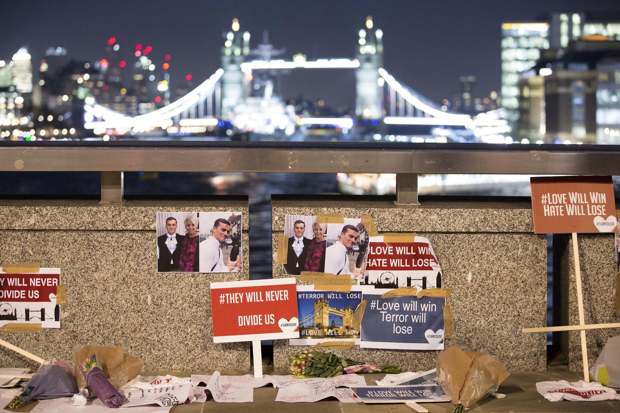 London Bridge tributes