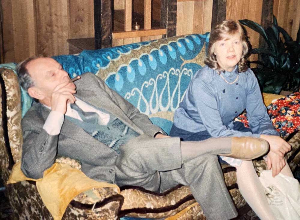 Mount and second wife, Elizabeth