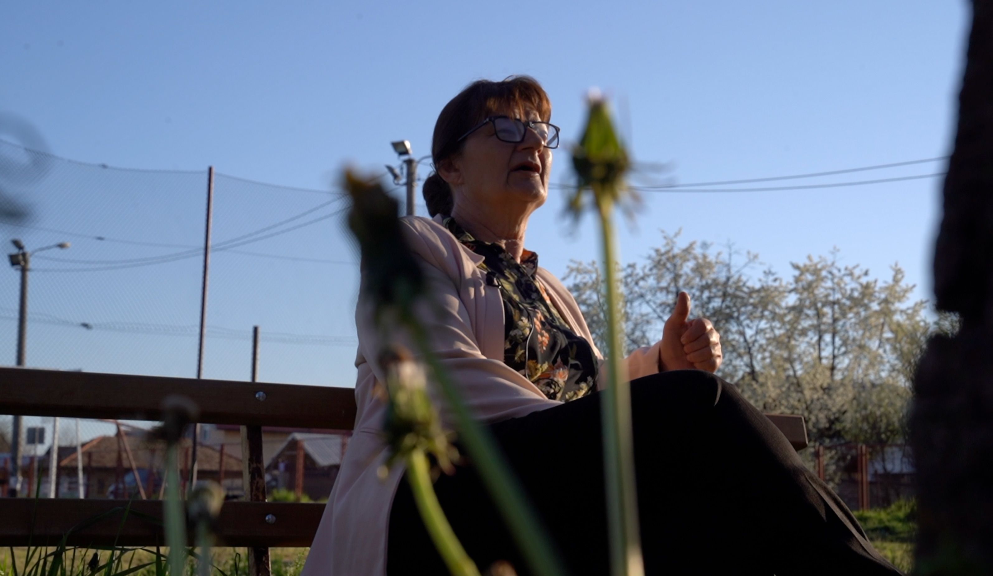 Slika Božice, osvetljena, donji rakurs