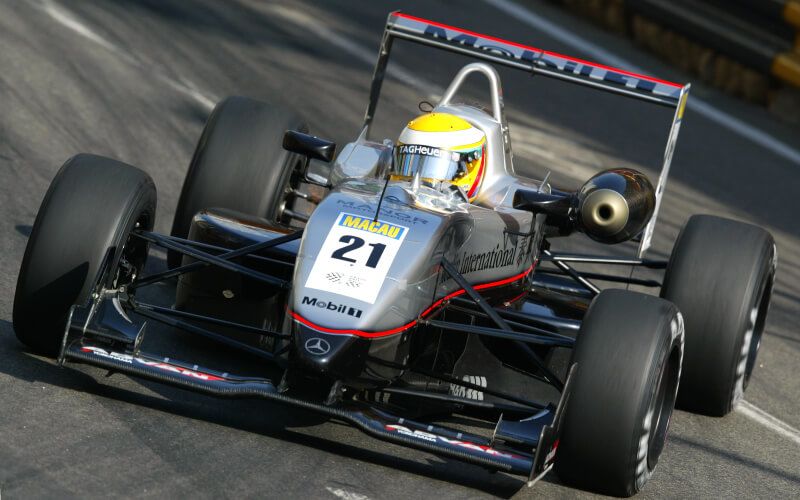 Lewis Hamilton driving in F3