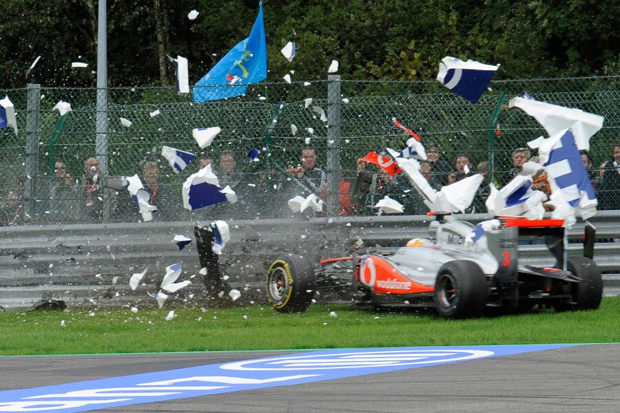 Lewis Hamilton crashes in Belgium in 2011