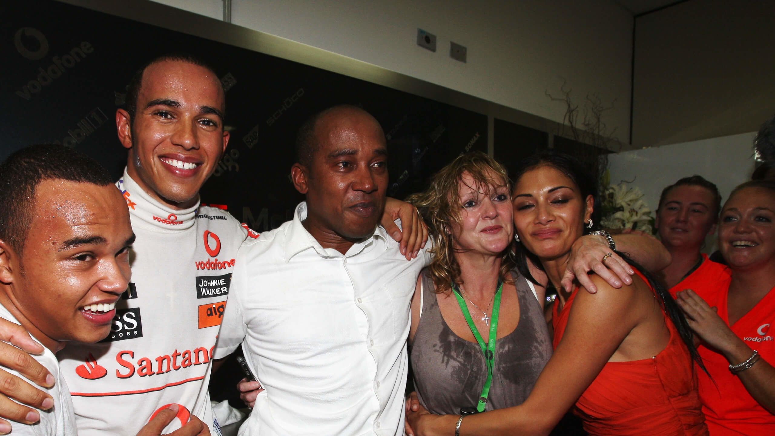 Lewis Hamilton with his family and Nicole Scherzinger