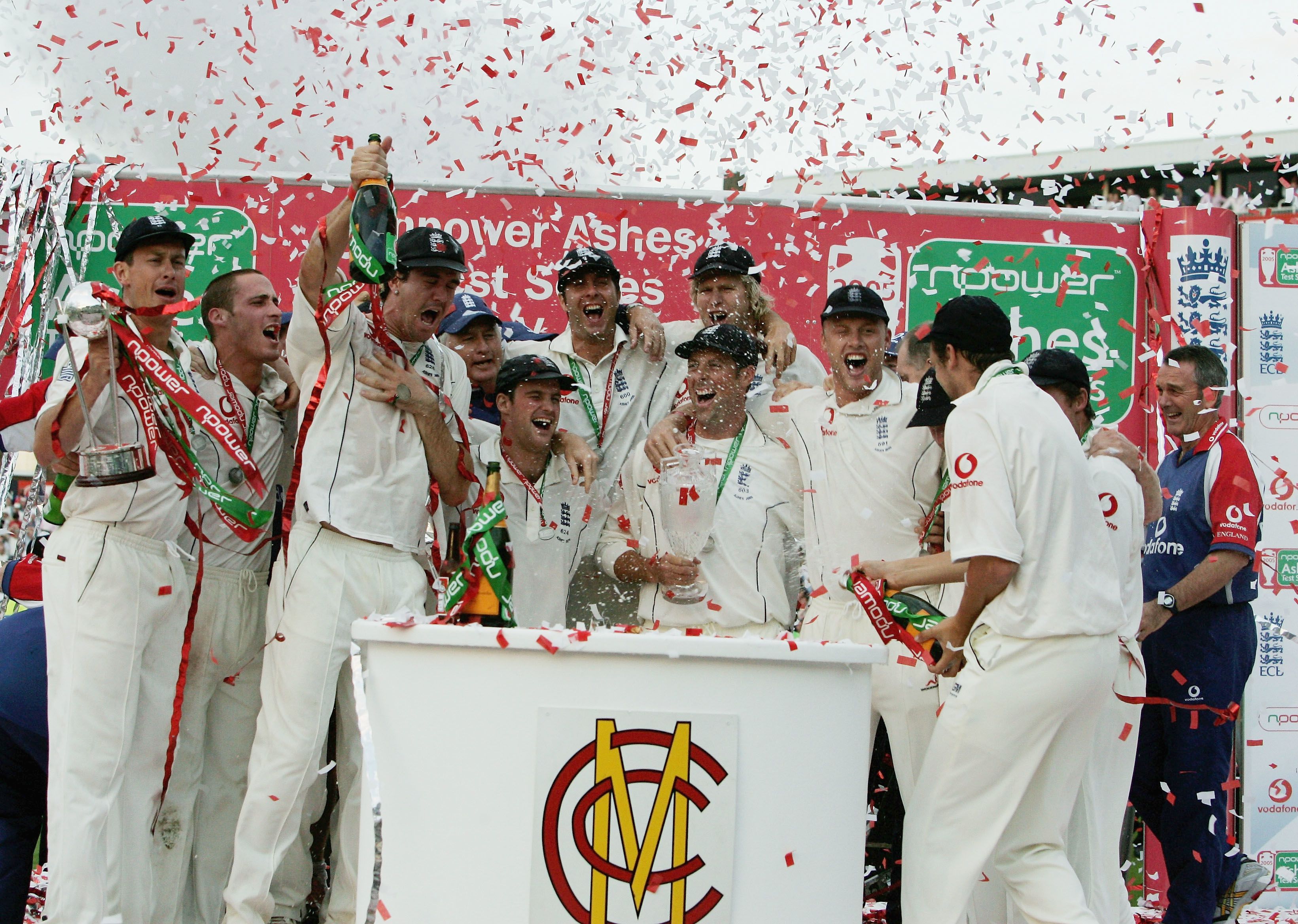 England celebrate 2005 Ashes series win