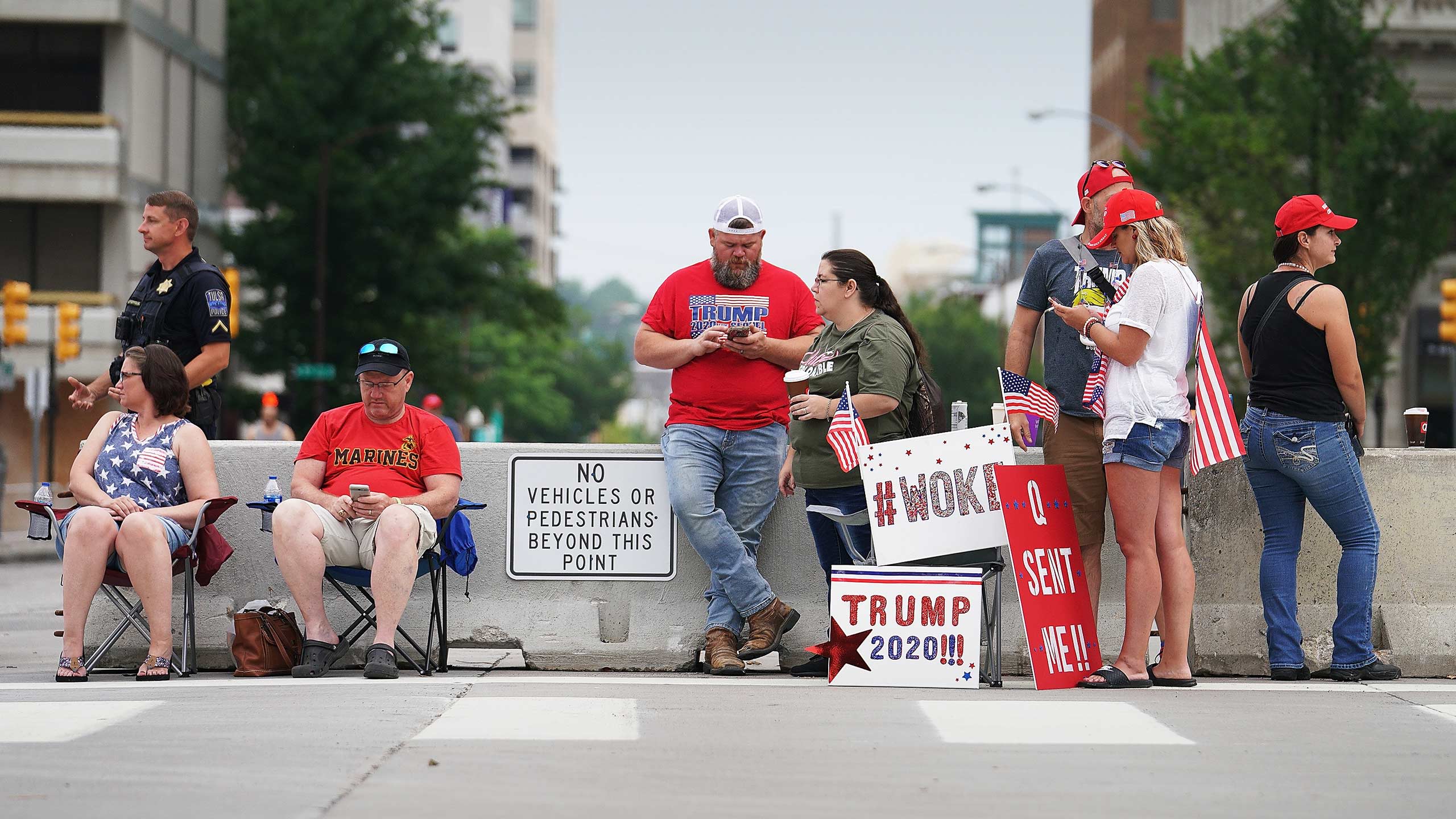 Trump supporters gather in Tulsa, 20 June 2020