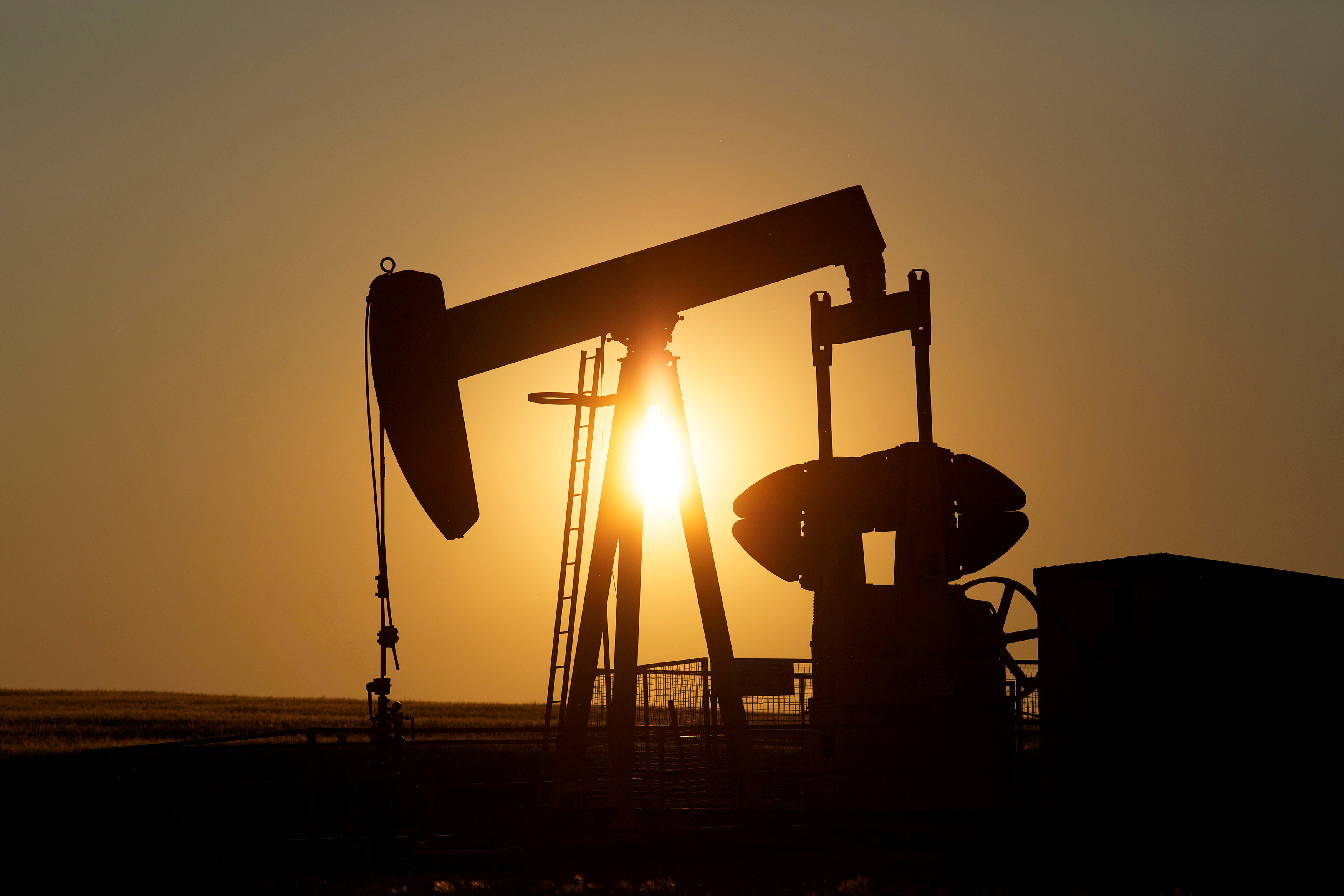 Oil pump near Calgary, Alberta