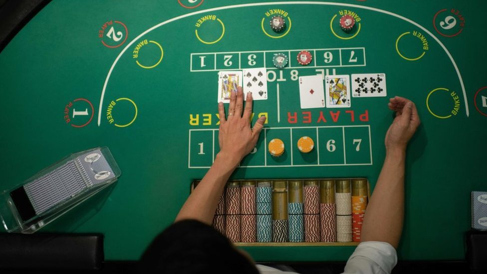 Mesa de Baccarat en un casino.