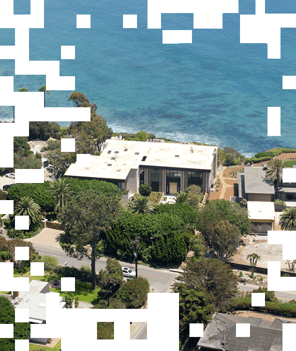 Photo of another of the Malibu mansions