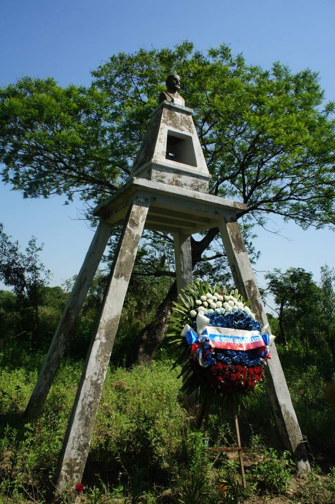 Monumento en honor al general ruso erigido en la tierra de los maká. Cortesía: Familia Belyaev 