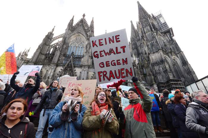 Demonstrators outside Cologne Cathedral protest at violence against women following the sexual assaults on New Year&#39;s Eve 2015