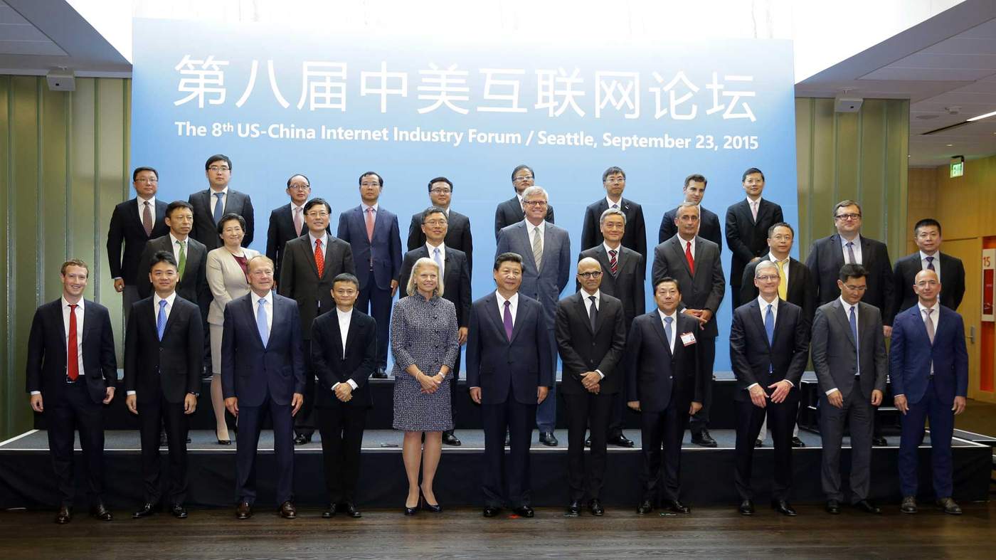 2015: Xi in Seattle with tech company heads including Mark Zuckerberg of Facebook (front row, far left) and Jeff Bezos of Amazon (front row, far right)
