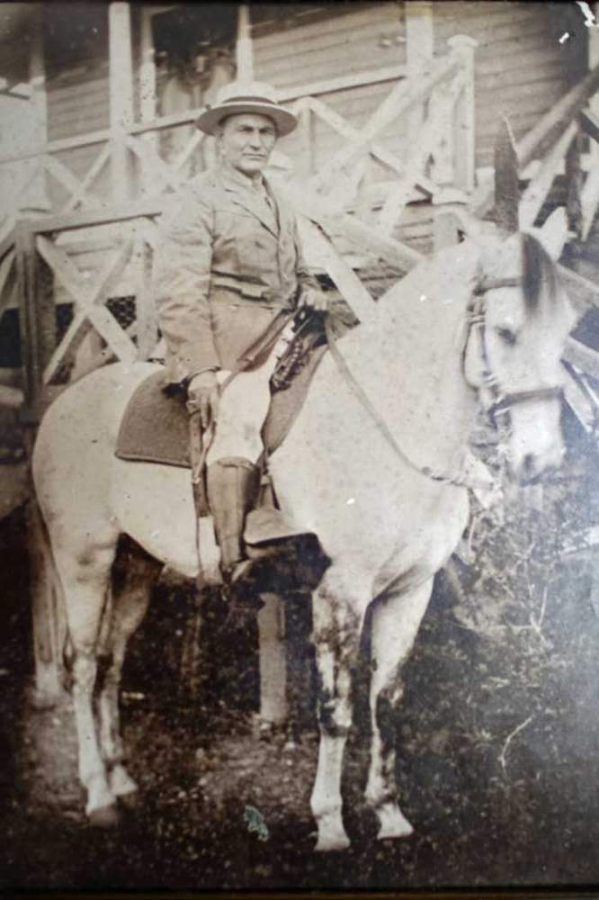 Анхел Кастро, Фиделов отац