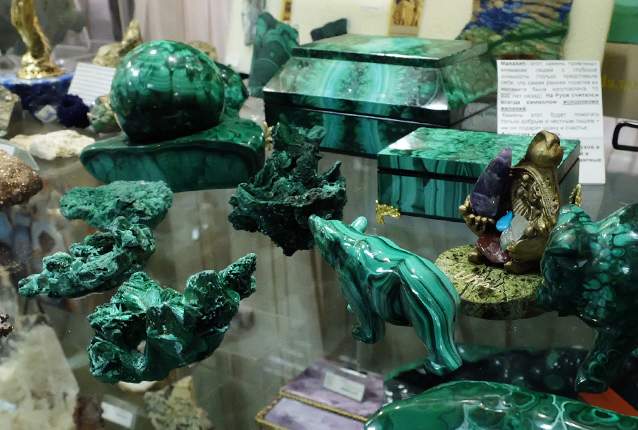 Сувениры из малахита Сувениры из малахита