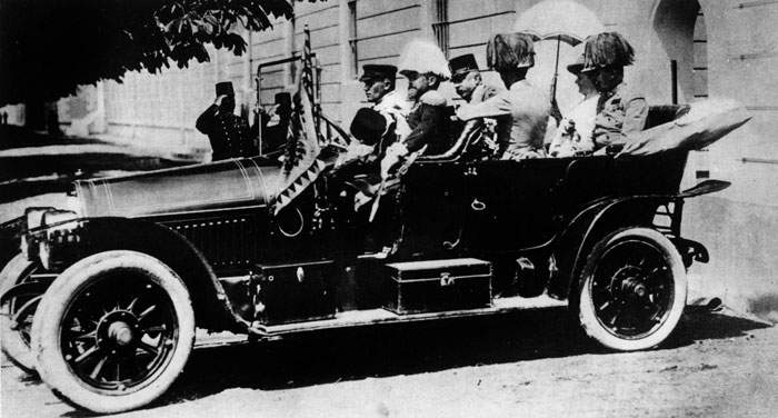 1914: The archduke and duchess, moments before their assassination in Sarajevo