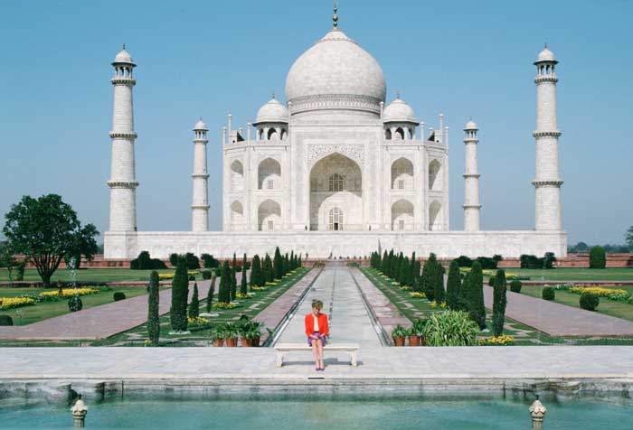 1992: The Taj&#39;s most noted modern visitor, Princess Diana