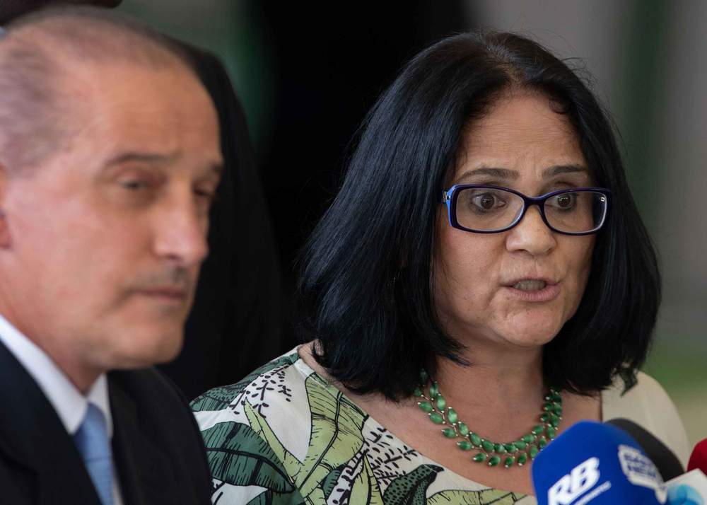 Ministra Damares Alves