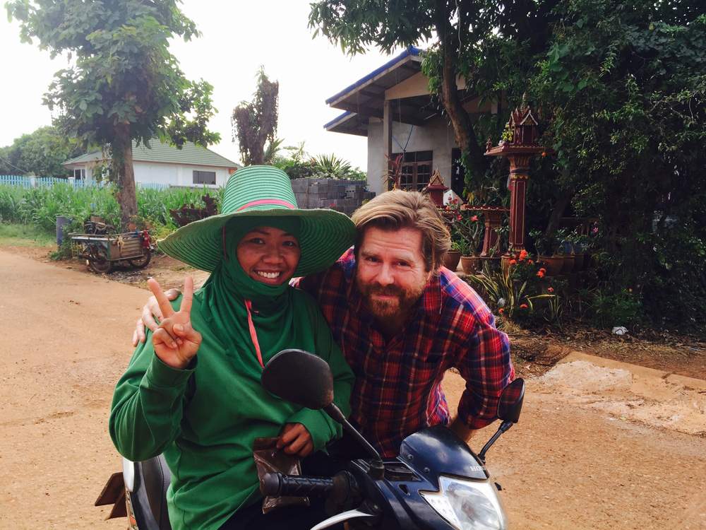 เยนูส และ "ลม" หญิงขายบริการที่พัทยาที่ต้องกลับบ้านเกิดที่อีสานเพื่อดูแลครอบครัว