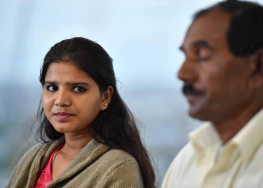 आशिक मसीह (दाहिने) और ईशम मसीह (बाएं): आसिया बीबी की बेटी और शौहर