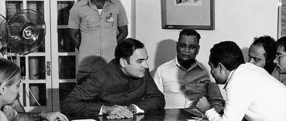 1985 में राजीव गांधी असम समझौते के वक़्त
