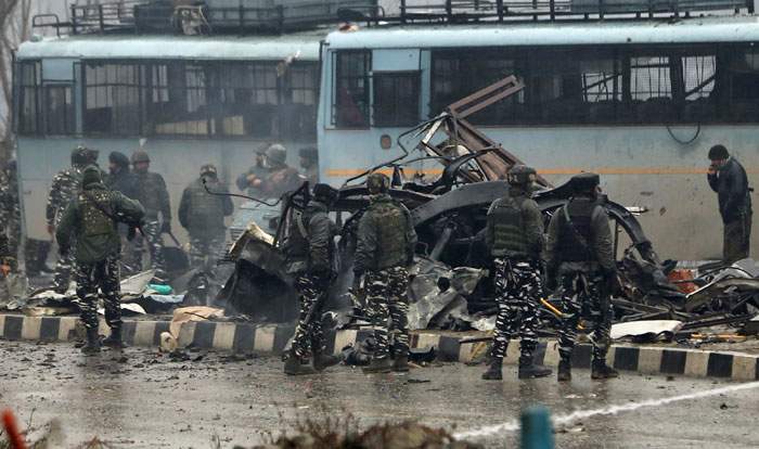फरवरी, 2019: 46 जवानों के लिए जानलेवा साबित हुए हमले के बाद की तस्वीर फरवरी, 2019: 46 जवानों के लिए जानलेवा साबित हुए हमले के बाद की तस्वीर