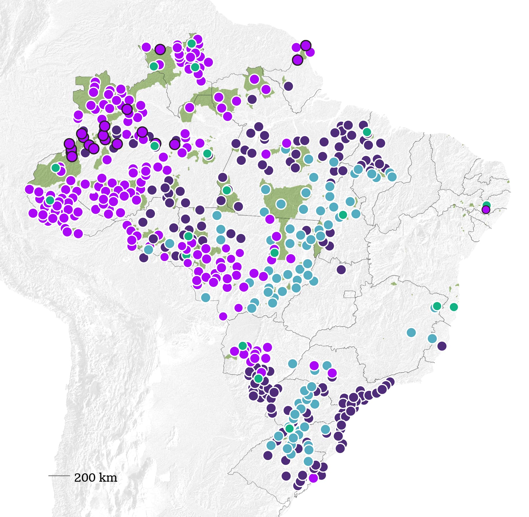 Mapa com as principais famílias linguísticas distribuídas pelo território brasileiro