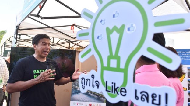 นายชัชชาติวัย 53 ปี เป็นอดีต รมว.คมนาคม ในรัฐบาล น.ส.ยิ่งลักษณ์ ชินวัตร เจ้าของฉายา