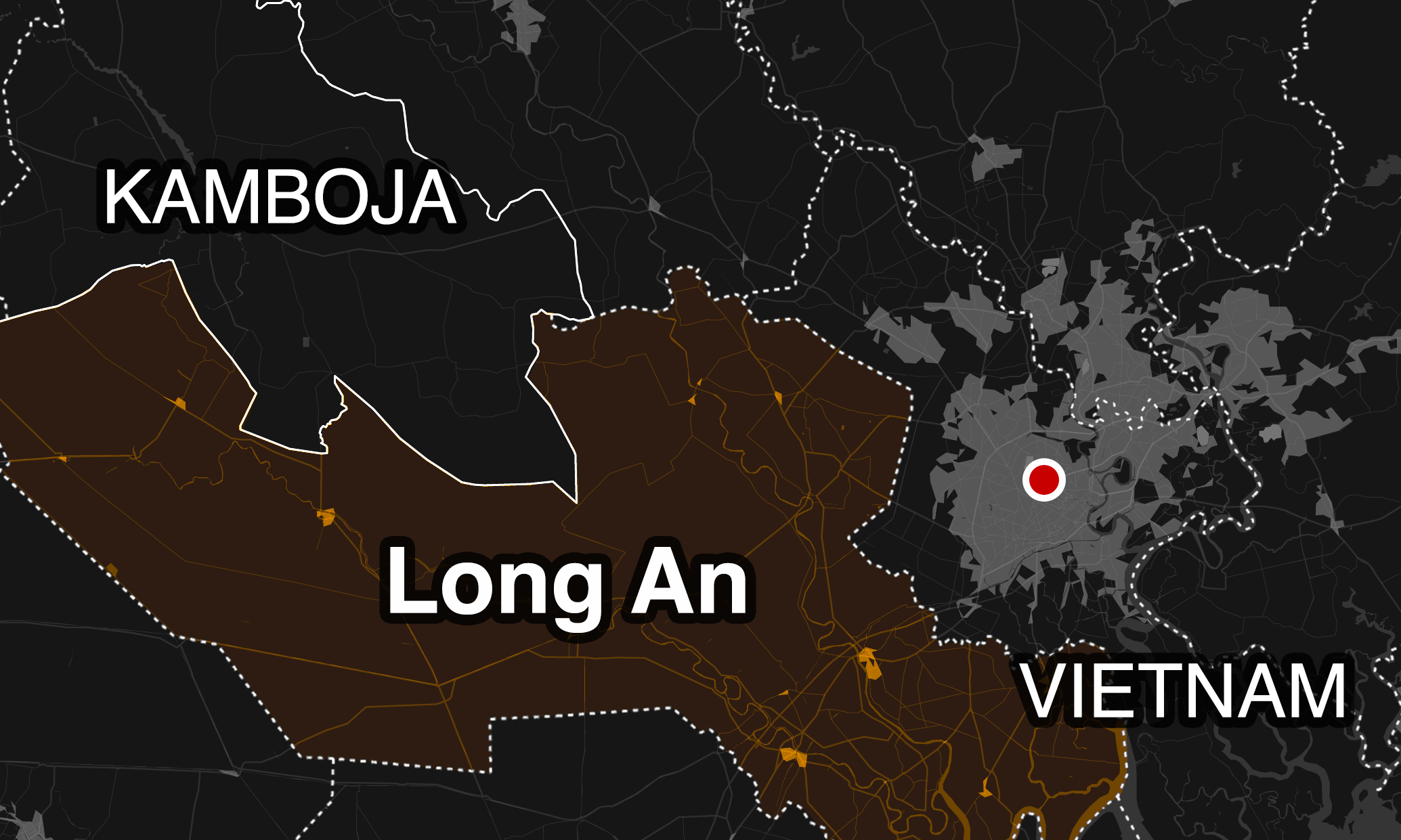 Chi Tin dibawa ke perlintasan perbatasan di Binh Hiep.