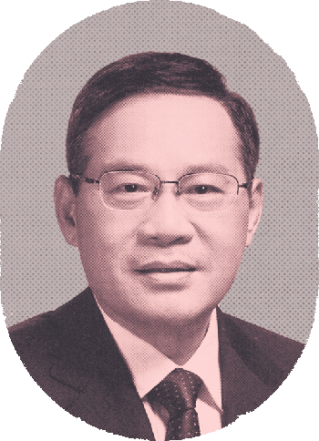 李強成為中國第八任國務院總理。63歲的他是習近平團隊的核心幕僚之一，2000年代初， 習近平主政浙江時李強擔任其秘書長。他後來主政江蘇和上海。
                         
                        儘管去年上海因新冠疫情封城期間頻發的民生危機讓其領導力廣受質疑，但這仍無阻他在去年中共「二十大」上晉升為中共黨內排名第二的常委，緊隨習近平之後。