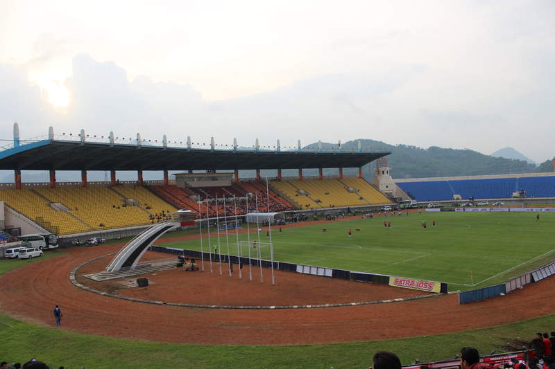 Stadion Jalak Harupat