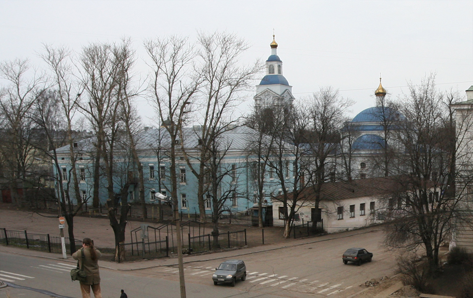 Выборг, ул. Сторожевой Башни 27–29, апрель 2008