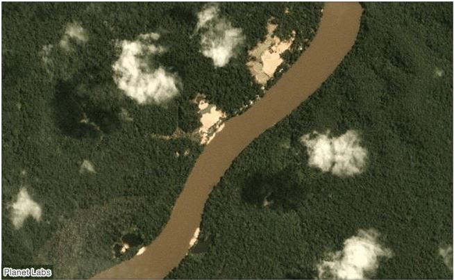 Tierra indÃ­gena Yanomami en julio 2019